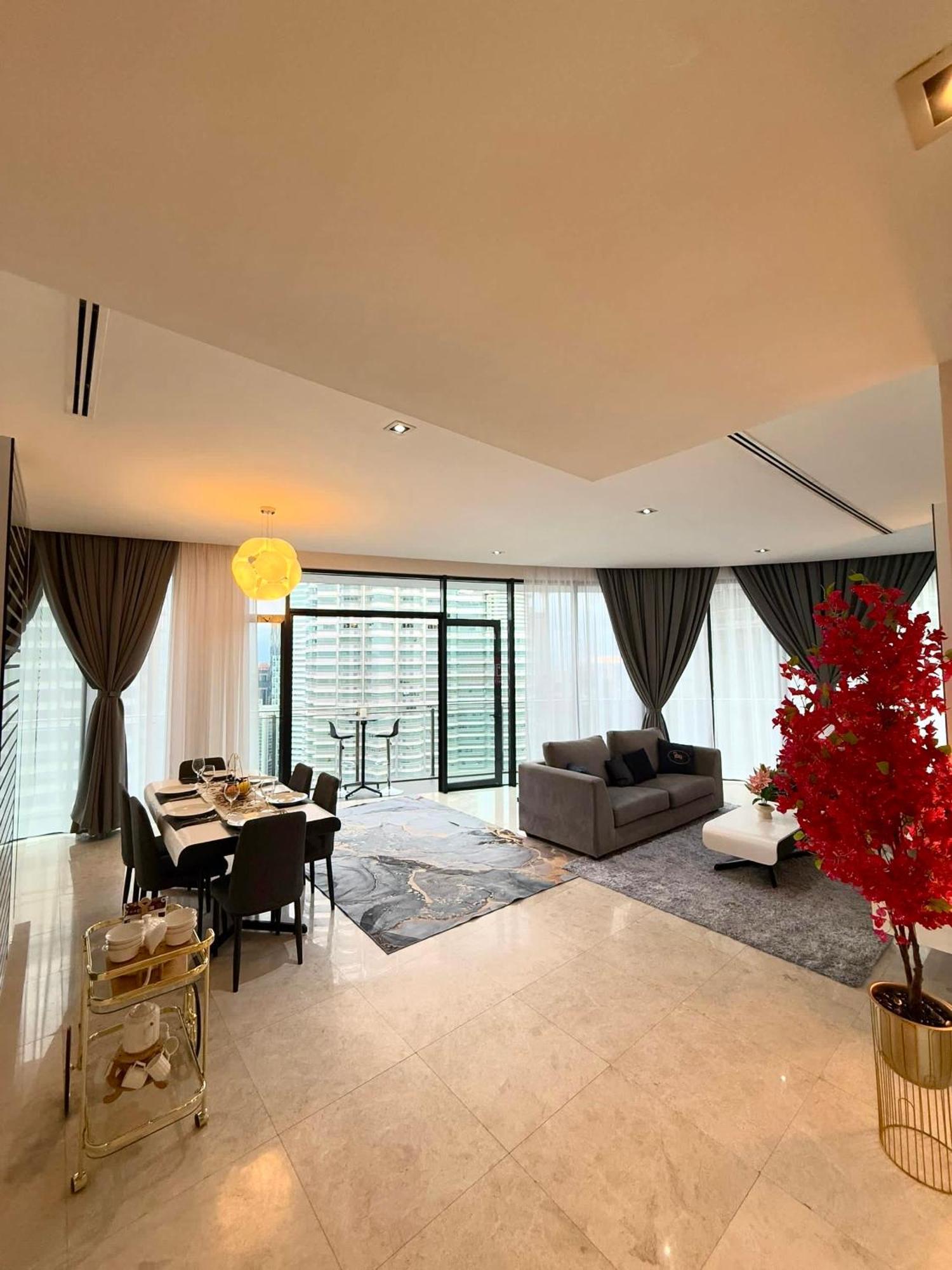 Luxury House Klcc View Romantic Candle Light Linked To Klcc Mall *
