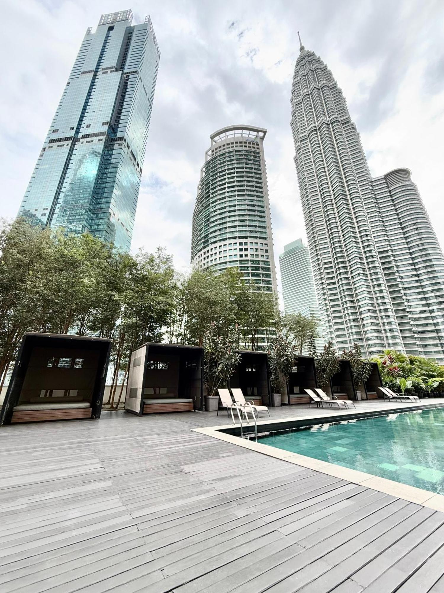Pangsapuri Luxury House Klcc View Romantic Candle Light Linked To Klcc Mall Kuala Lumpur